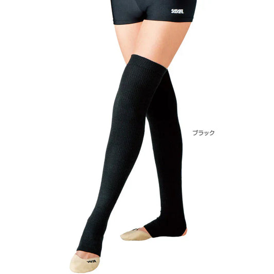 SASAKI Comfortable, warm and stretchy, ideal to keep your legs warm during your practice.