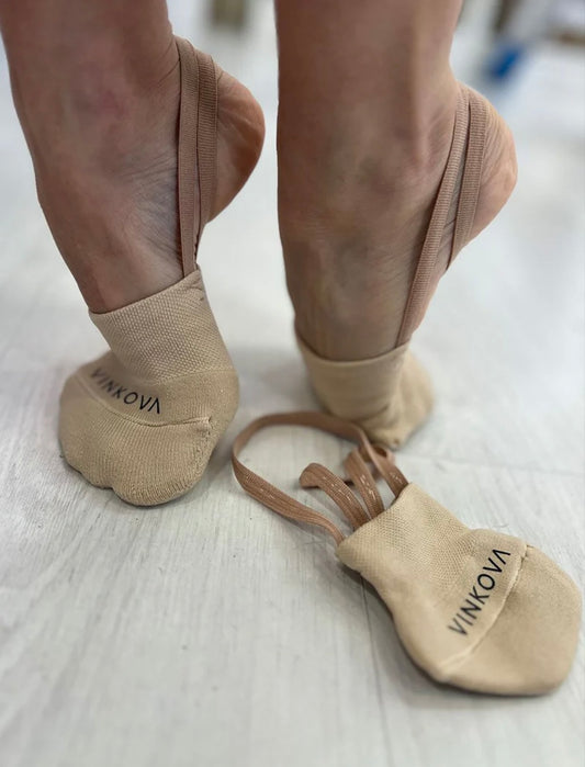 VINKOVA sock toe caps by Dvillena
